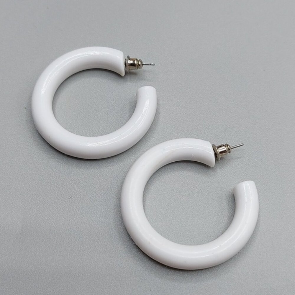 Chunky White Plastic Open Hoop Statement Pierce Earrings